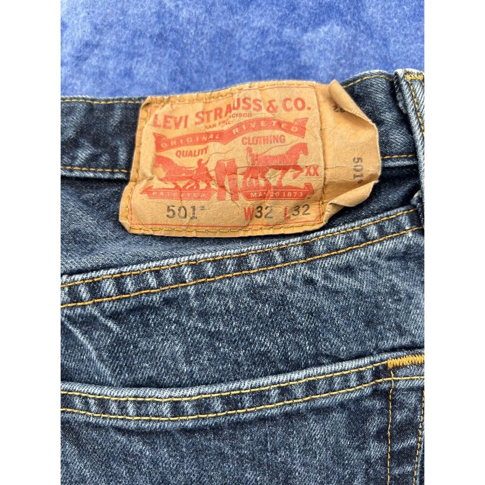 Levi 501 Men's Jeans Size 32x32 Blue Straight Denim Button Fly 100% Cotton - Picture 6 of 7